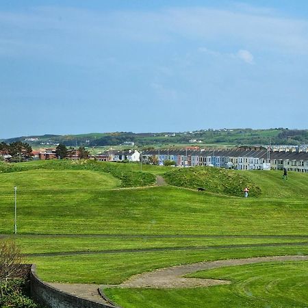 Apartamento 5 Dunluce Park - Portrush By The Sea Exterior foto